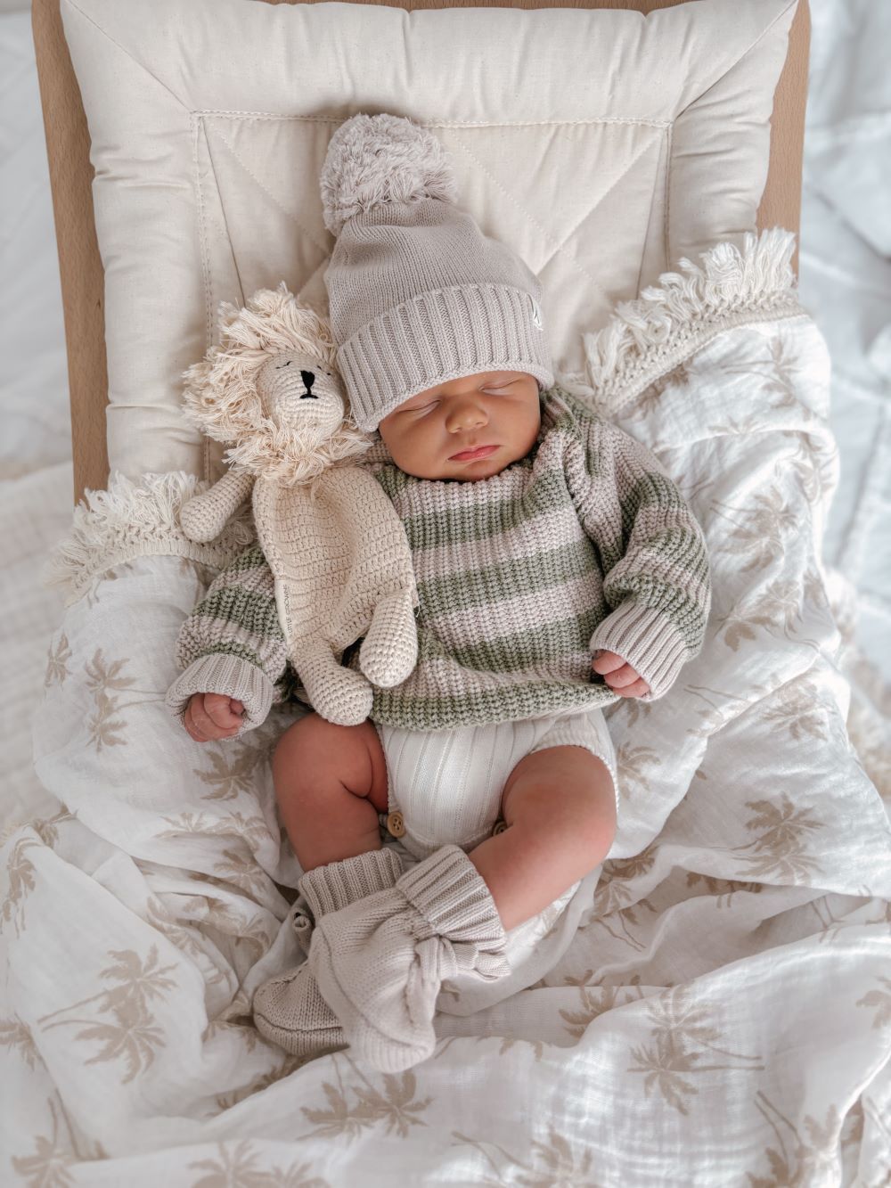 Knitted Booties - Mushroom