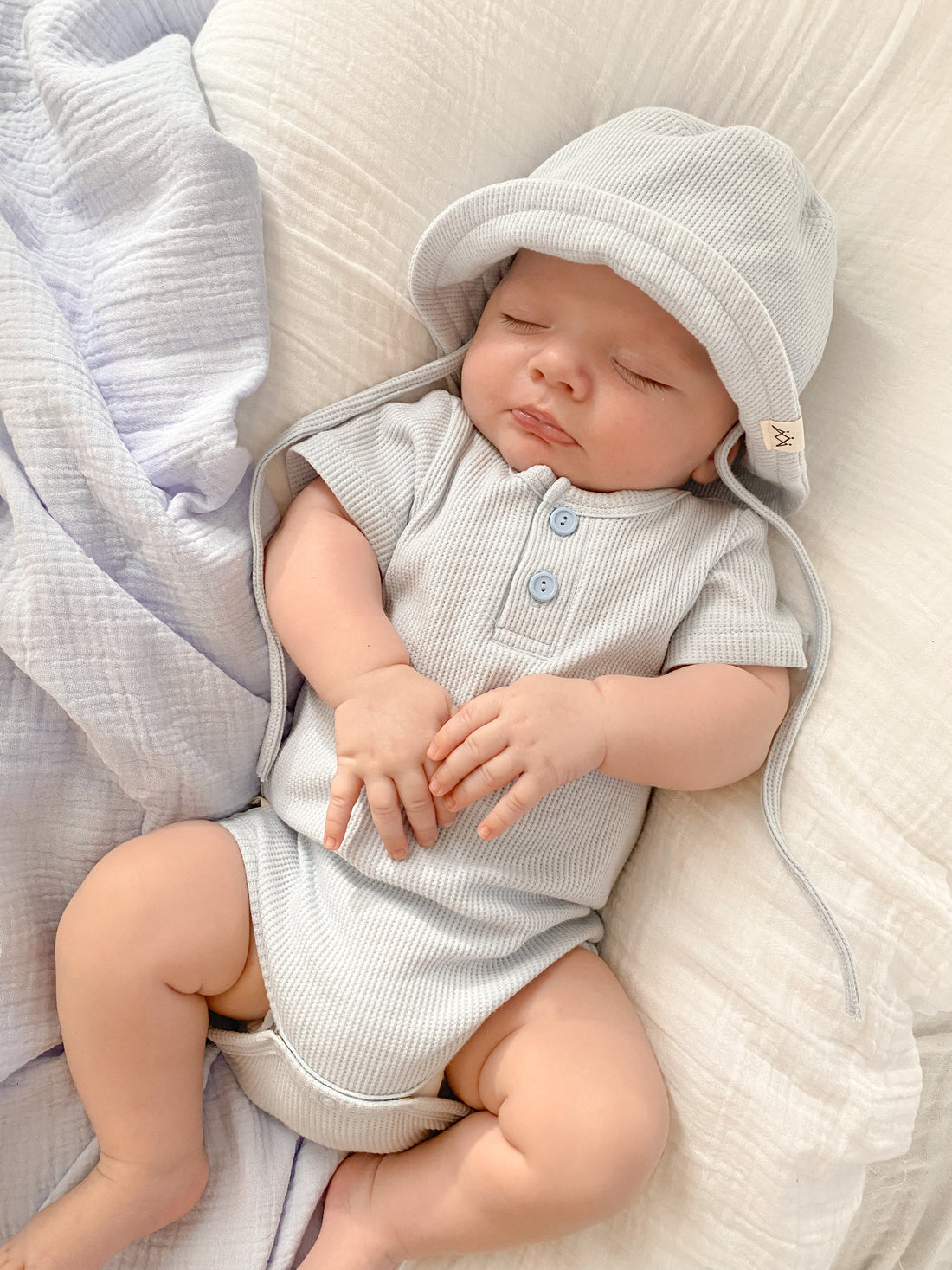 Summer Bodysuit &amp; Sunhat - Sky Blue