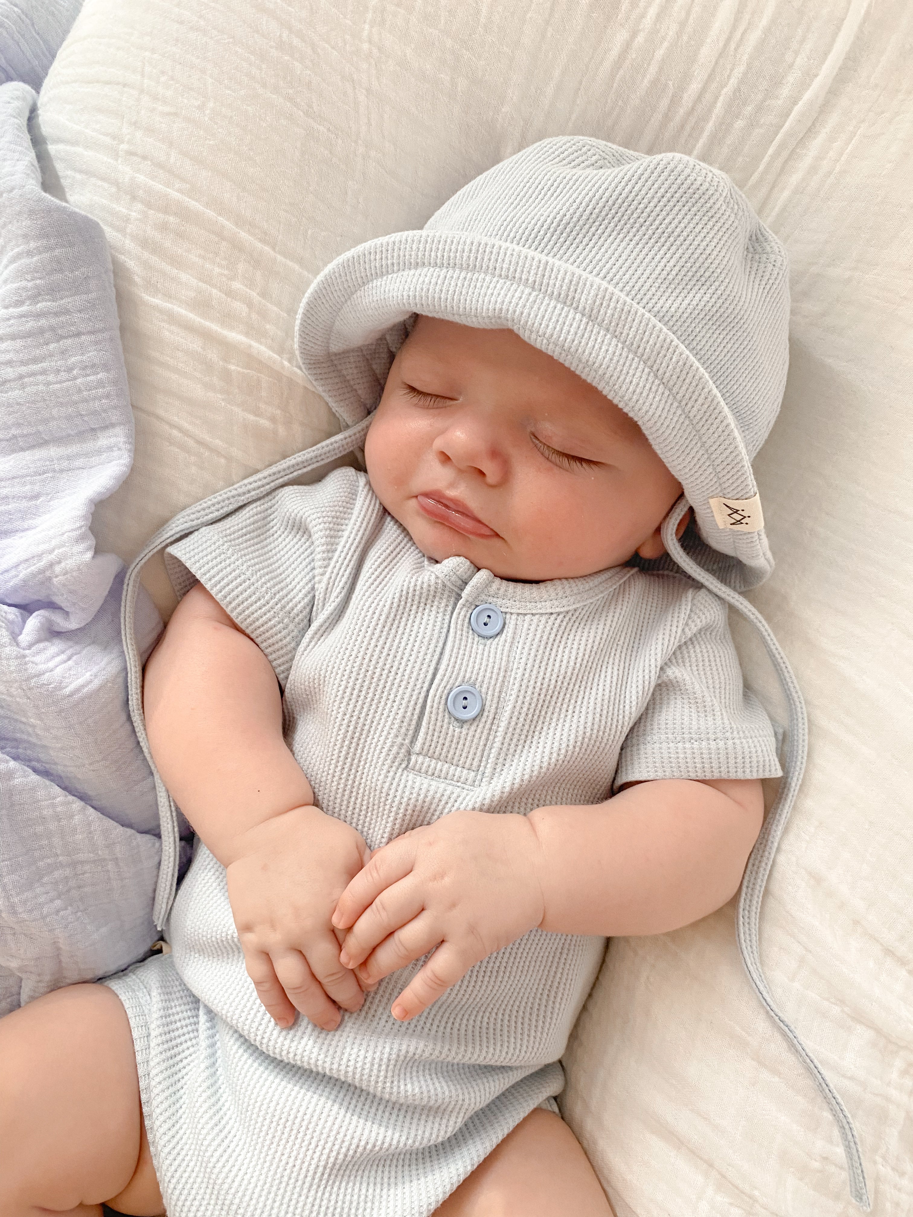 Summer Bodysuit &amp; Sunhat - Sky Blue